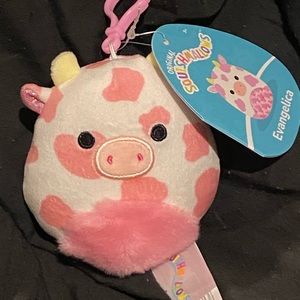 Squishmallow New Release Valentines 2023 Evangelica the cow 3” clip NWT